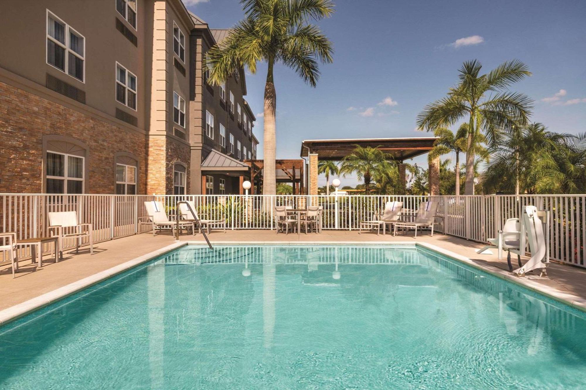 Country Inn & Suites By Radisson, Bradenton-Lakewood-Ranch, Fl Ngoại thất bức ảnh